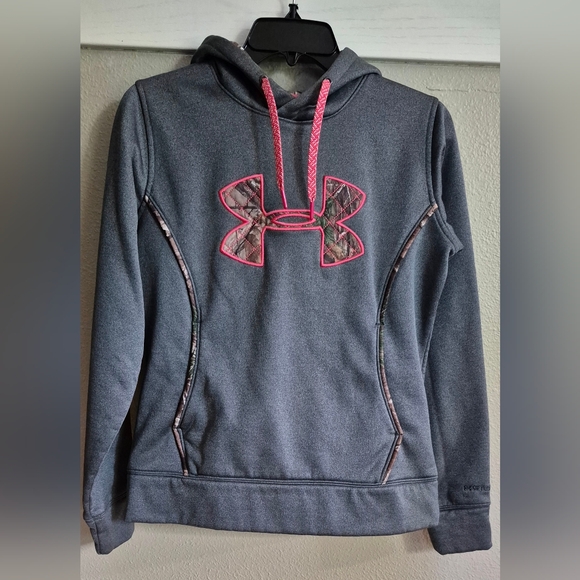Under Armour Tops - Under Armour Women's Small Gray & Pink Hunting Hoodie EUC